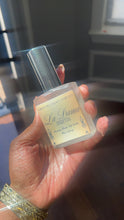 Load image into Gallery viewer, La Dama Signature Drop
